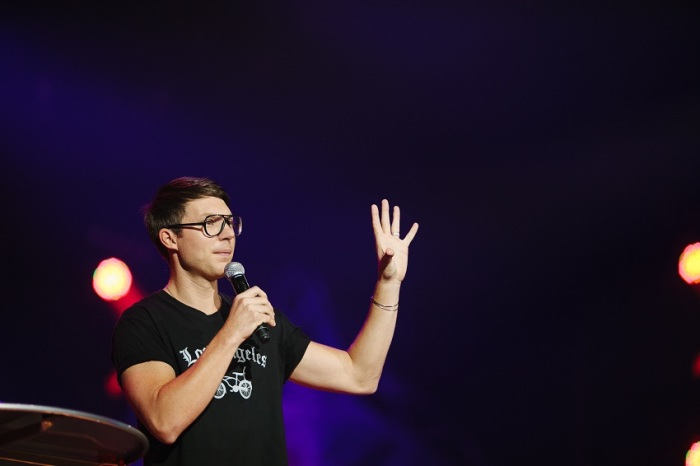 Pastor Judah Smith encourages leaders to be 'all in' for Jesus at Catalyst conference in Atlanta, Oct. 3, 2013.