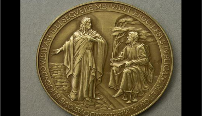Jesus has been misspelled on this special edition medal
