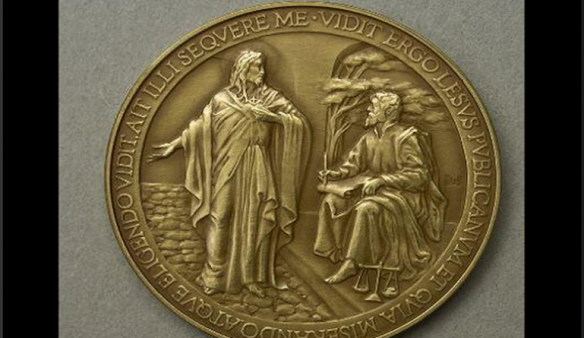 Jesus has been misspelled on this special edition medal