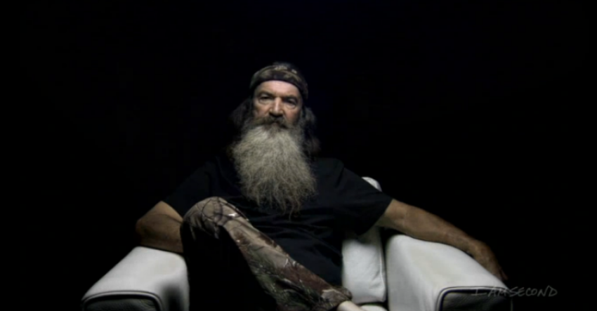 Phil, Jep and Reed Robertson share their stories of battling sin and putting their faith in Jesus Christ in their "I Am Second" film debut released on Nov. 21, 2013.