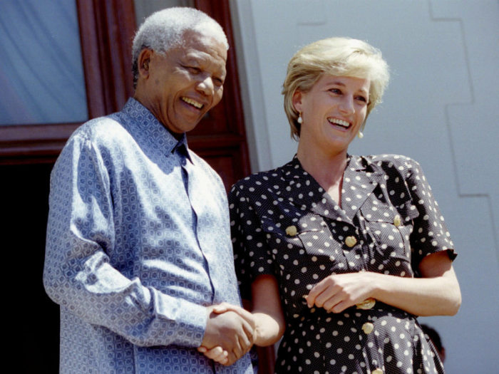 Diana, Princess of Wales (R), meets South African President Nelson Mandela in Cape Town March 17, 1997. Mandela praised Diana for having influenced his government to ban the making of anti-personnel mines.