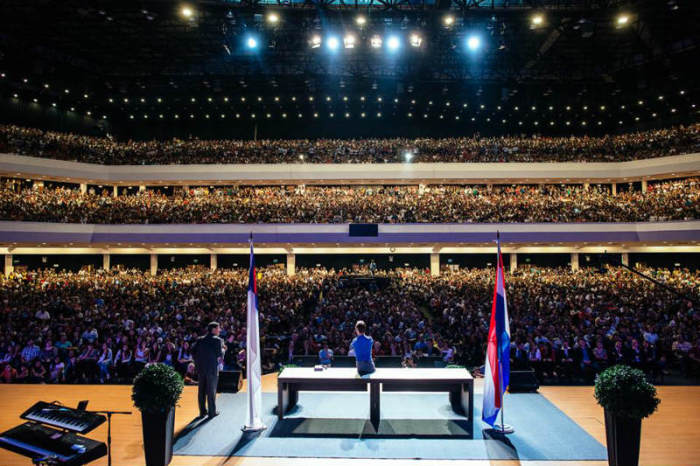 U.S.-based Christian evangelist Nick Vujicic preaches in Paraguay in this photo shared on Facebook Oct. 17, 2013.