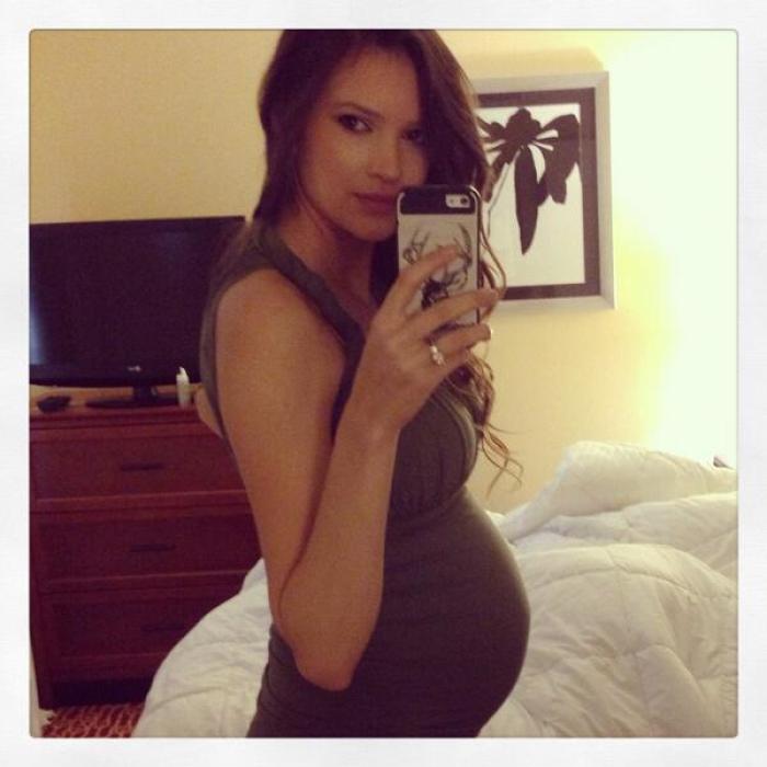 Kylie Bisutti at 8.5 months pregnant.