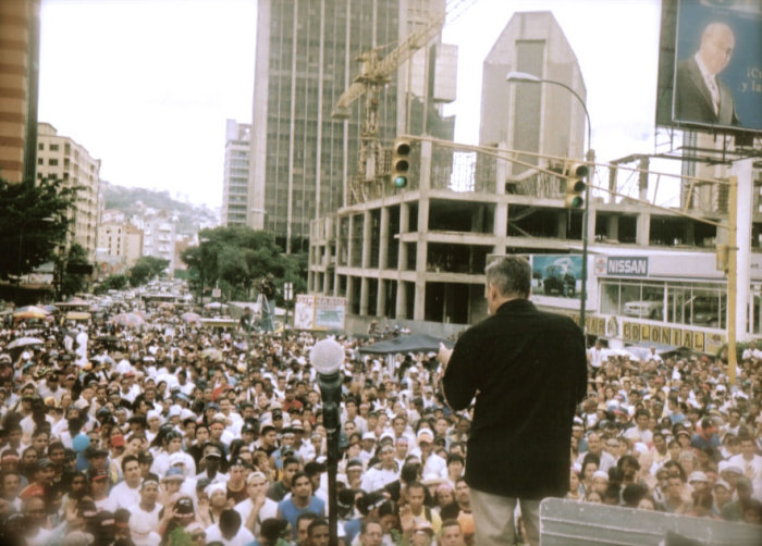 Nicky Cruz preaching at a Caracas, Venezuela, Victory Outreach Crusade.