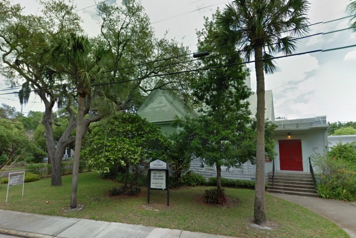 The historic Florida Unitarian Universalist Church of Tarpon Springs has closed indefinitely following the discovery that the building sits atop two sink holes.