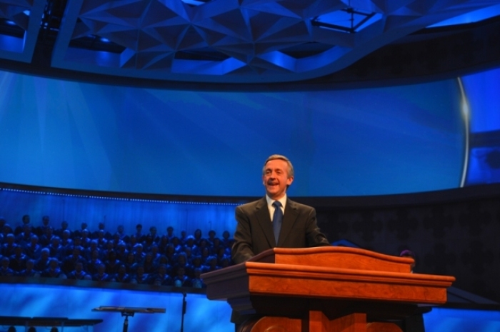Pastor Robert Jeffress behind the pulpit at First Baptist Church in Dallas, Texas.