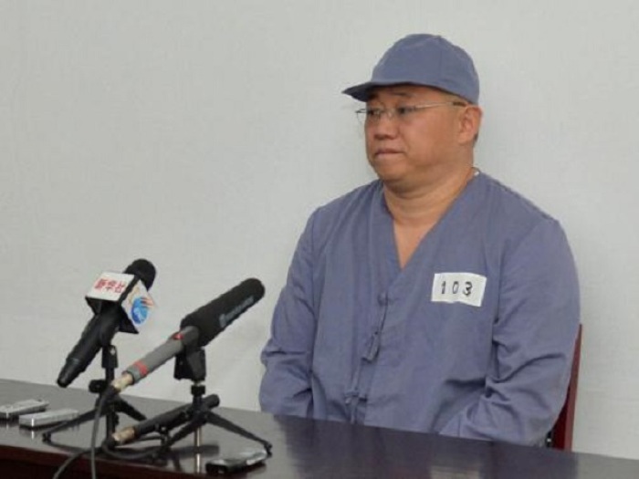 Kenneth Bae, a Korean-American Christian missionary who has been detained in North Korea for more than a year, meets a limited number of media outlets in Pyongyang, in this photo taken by Kyodo January 20, 2014.
