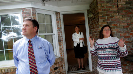 A multi-generational family.