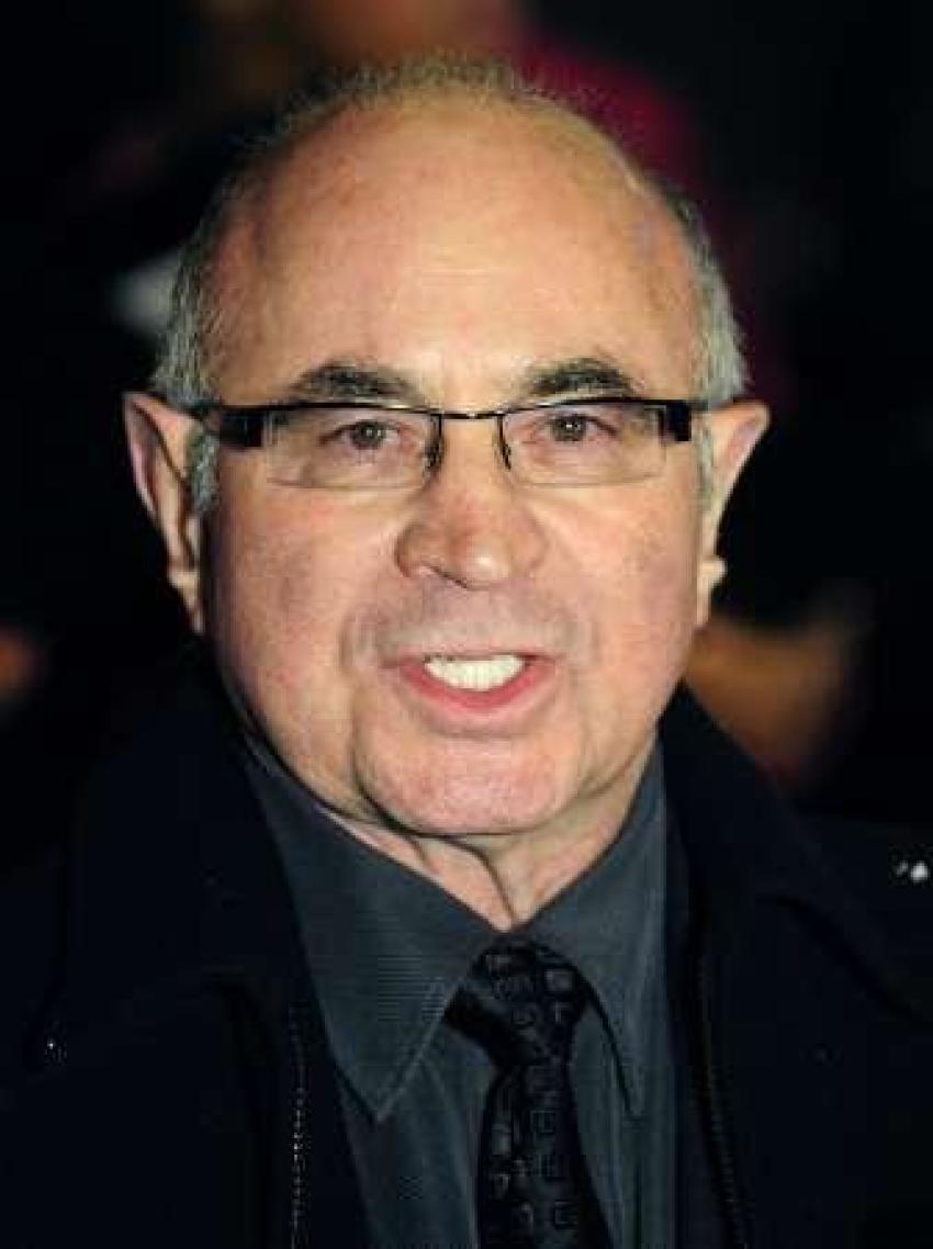 British actor Bob Hoskins arrives for the world premiere of "A Christmas Carol" at Leicester Square in London November 3, 2009.