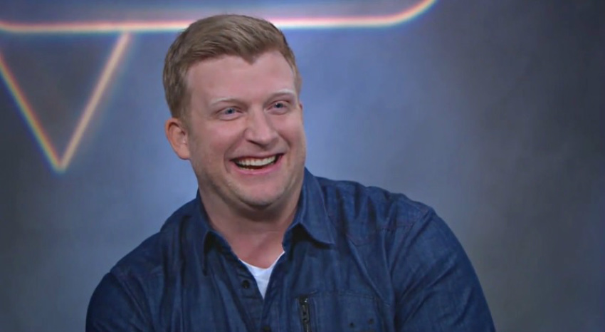 Recording artist Michael Boggs, shares how he first met his wife on "The Chat" with Priscilla Shirer.