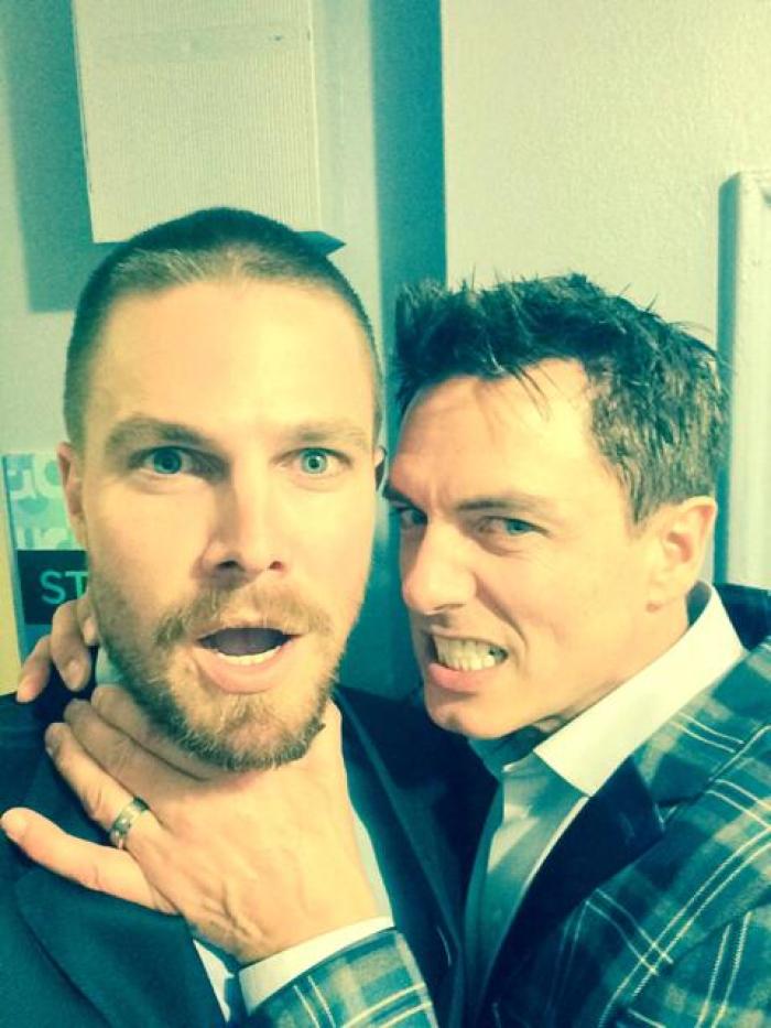Stephen Amell shared a photo on Twitter.
