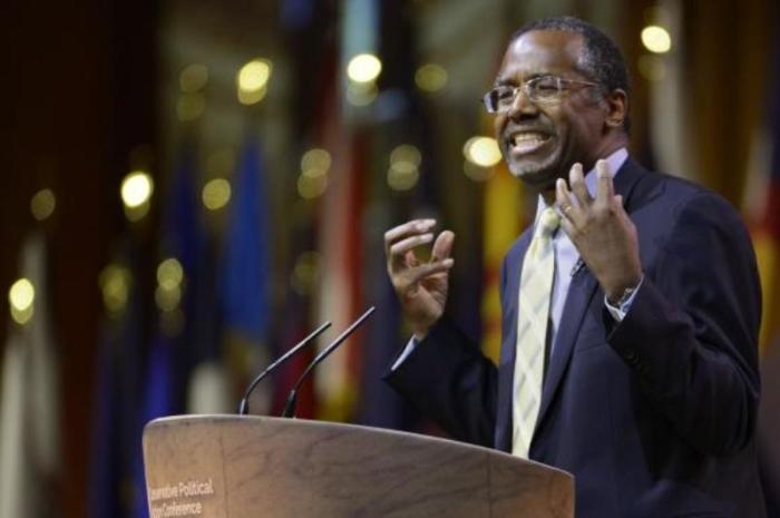 Columnist, retired neurosurgeon and potential presidential candidate Ben Carson speaks at the Conservative Political Action Conference in Oxon Hill, Maryland, March 8, 2014.