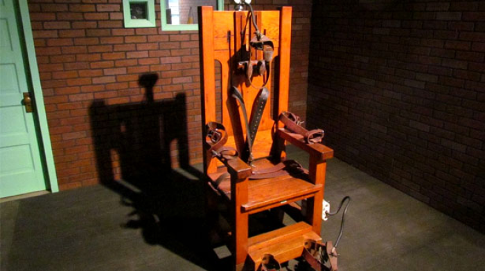 Tennessee Governor Bill Haslam signed a bill into law on May 20, 2014, allowing the state to use the electric chair for execution if the drugs needed are unable to be obtained.