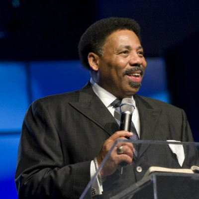 Dr. Tony Evans, senior pastor of Oak Cliff Bible Fellowship and president of The Urban Alternative.