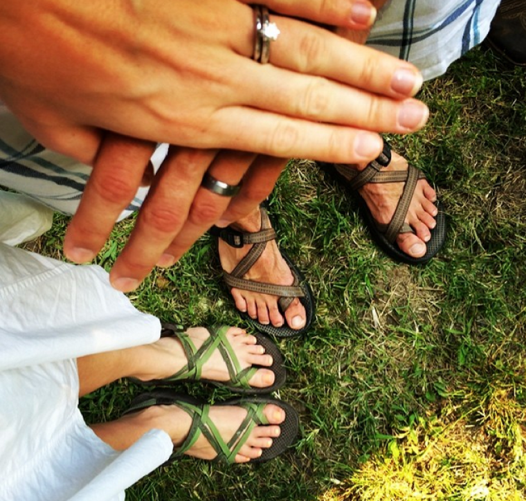 Jill Duggar and Derick Dillard show off their wedding rings.