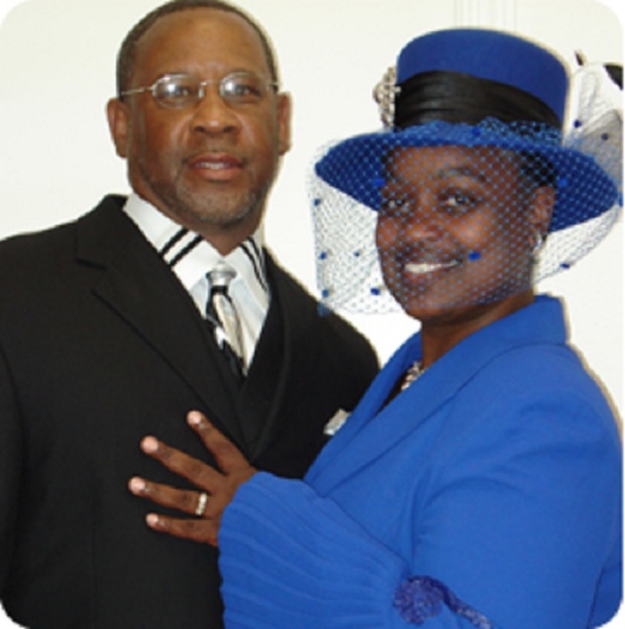 Pastor Andre Harris (l) and his wife Gloria (r) of Born Again Christian Center in Palo Alto, California.