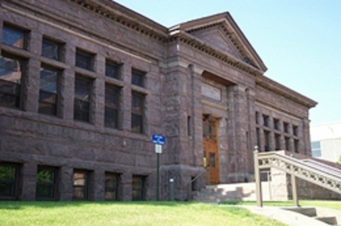 The exterior of Carnegie Town Hall, the meeting place for Sioux Falls City Council of Sioux Falls, South Dakota.