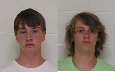 Park Niles, 13, (l) and Devon Barkema (r), 14.