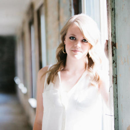 American Idol Season 11 Alum Candice Russell teamed up with Make-A-Wish Oregon and Visual Aid, Inc. to help a girl paralyzed by a serious neuromuscular disorder become part of the music videos she loves so much. Russell, who also suffers from graves' disease, said her desire is that others going through hard situations and possibly asking 