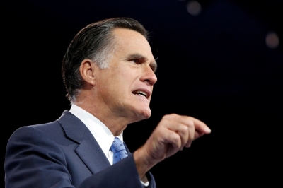 Former U.S. presidential candidate Mitt Romney makes a point during remarks to the Conservative Political Action Conference in National Harbor, Maryland, March 15, 2013.