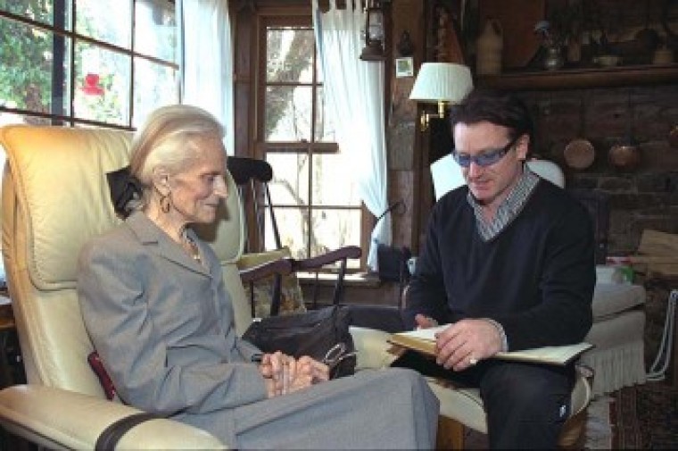 Ruth Bell Graham and Bono at the Graham family’s Montreat, North Carolina home in 2002