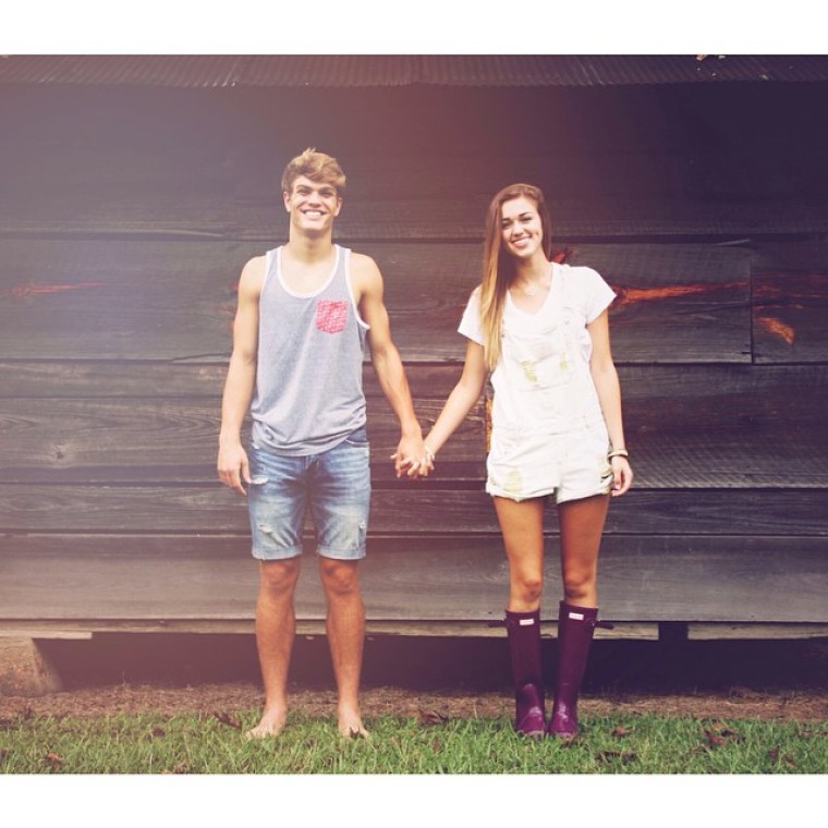 Duck Dynasty Star Sadie Robertson Celebrates First Anniversary Of A 