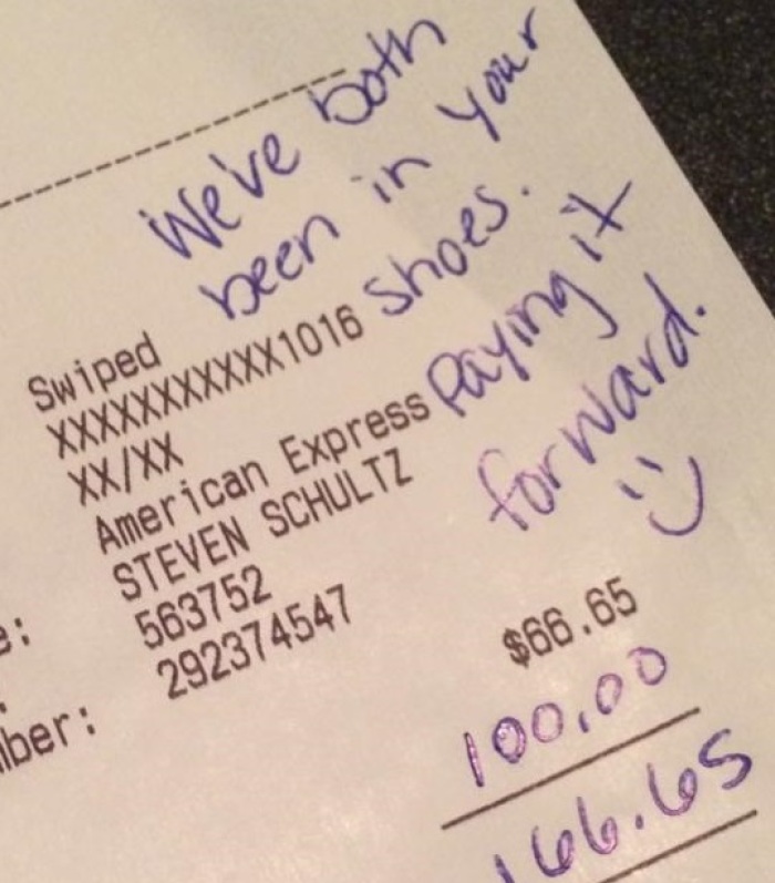 Steven and Makenzie Schultz's receipt, which shows a 0 tip to their waiter.