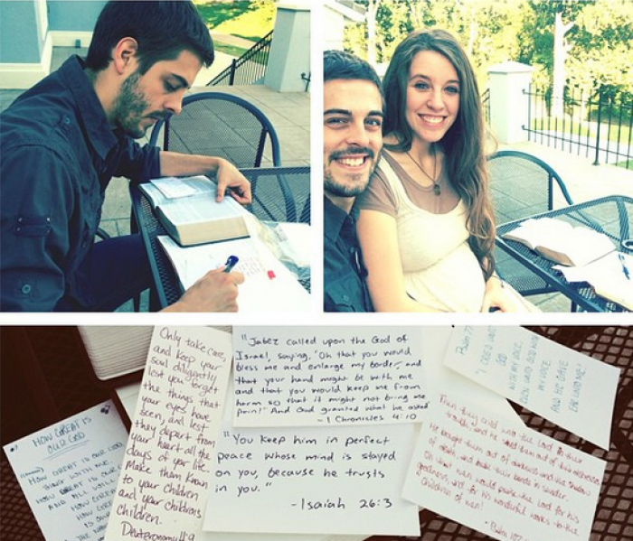 Jill Duggar and Derick Dillard write notecards for use during labor and delivery.