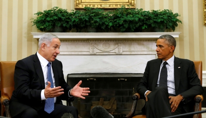 U.S. President Barack Obama (R) meets with Israel's Prime Minister Benjamin Netanyahu at the Oval Office of the White House in Washington, October 1, 2014.