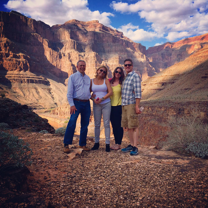 Cancer victim, Brittany Maynard (2nd right), with her family at the Grand Canyon in Arizona.