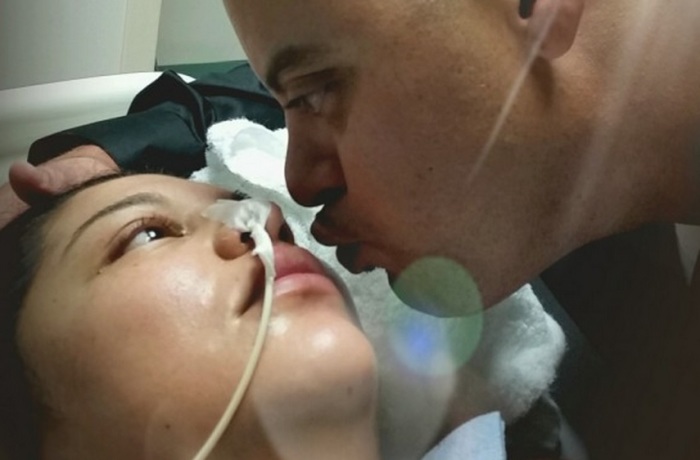 Pregnant woman, Jenny Quiles, wakes up out of coma and delivers baby girl.