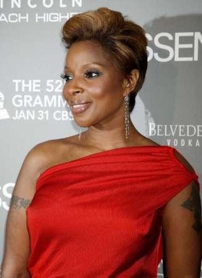 Singer Mary J. Blige arrives at the Essence Black Women in Music reception where she was honored in West Hollywood, California January 27, 2010.