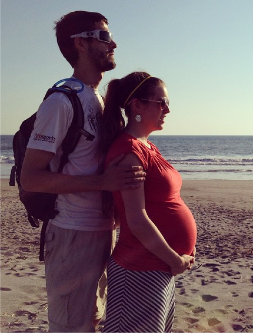 Jill Duggar and Derick Dillard in El Salvador.