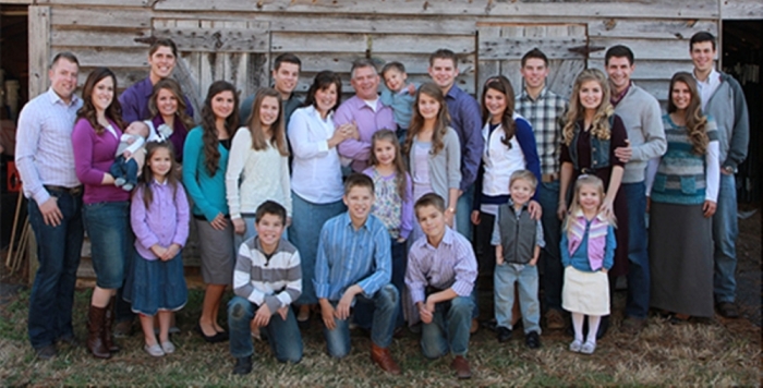 The entire Bates family at their home.