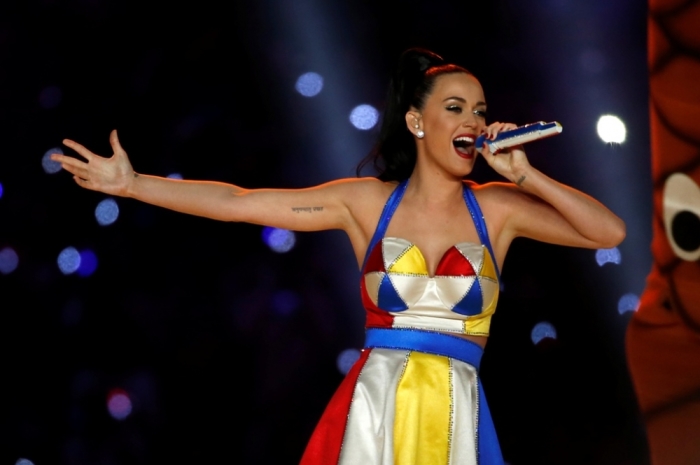 Katy Perry performs during the halftime show at the NFL Super Bowl XLIX football game between the Seattle Seahawks and the New England Patriots in Glendale, Arizona, February 1, 2015.
