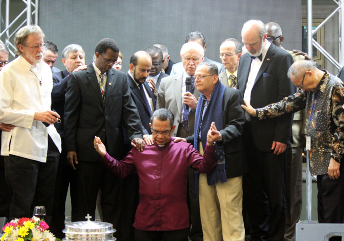 Bishop Ef Tendero was installed as the new Secretary General of the World Evangelical Alliance.