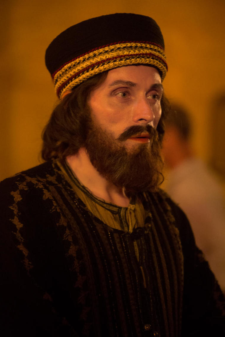 Rufus Sewell as Caiaphas, the most powerful high priest in Jerusalem’s Temple. Leader of the Jewish court known as the Sanhedrin, composed of 71 priests. He conspires with Judas to arrest Jesus and pressures Antipas and Pontius Pilate to put him to death.
