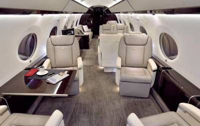 Inside the luxurious Gulfstream G650 airplane.