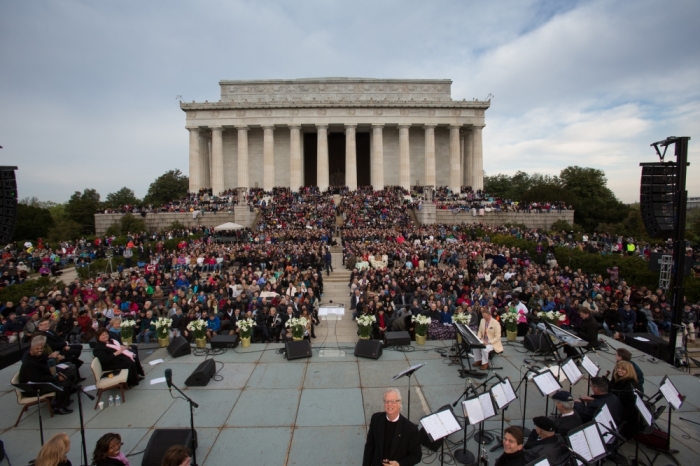 Thousands of worshipers gather to celebrate the resurrection of Jesus Christ at the 2014 Lincoln Memorial Easter sunrise service in Washington, D.C., which is hosted every year by Capital Church of Vienna, Virginia.