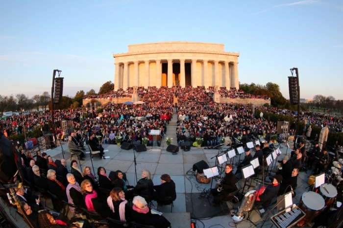 Pastor Amos Dodge speaks during the 2015 Easter sunrise service at the Lincoln Memorial in Washington D.C. on Sunday, April 5, 2015.