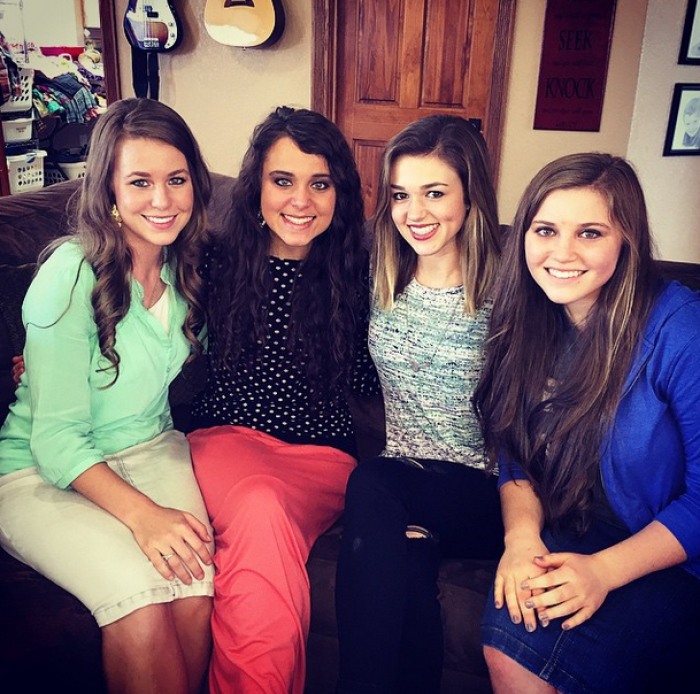 Sadie Robertson of 'Duck Dynasty' meets part of the Duggar family of '19 Kids and Counting.'
