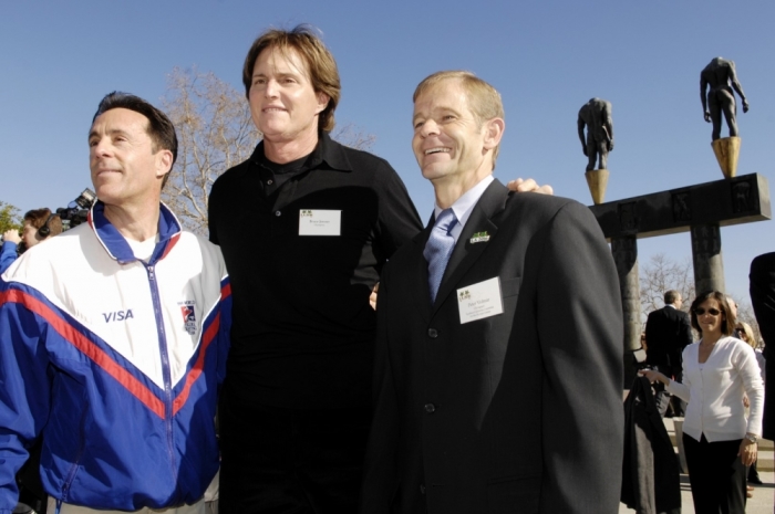Former U.S. Olympic athletes Gary Visconti (L), Bruce Jenner (C) and Peter Vidmar pose together before a news conference to voice support for Los Angeles' bid to host the 2016 Olympic Games, at the Los Angeles Memorial Coliseum, January 19, 2007.
