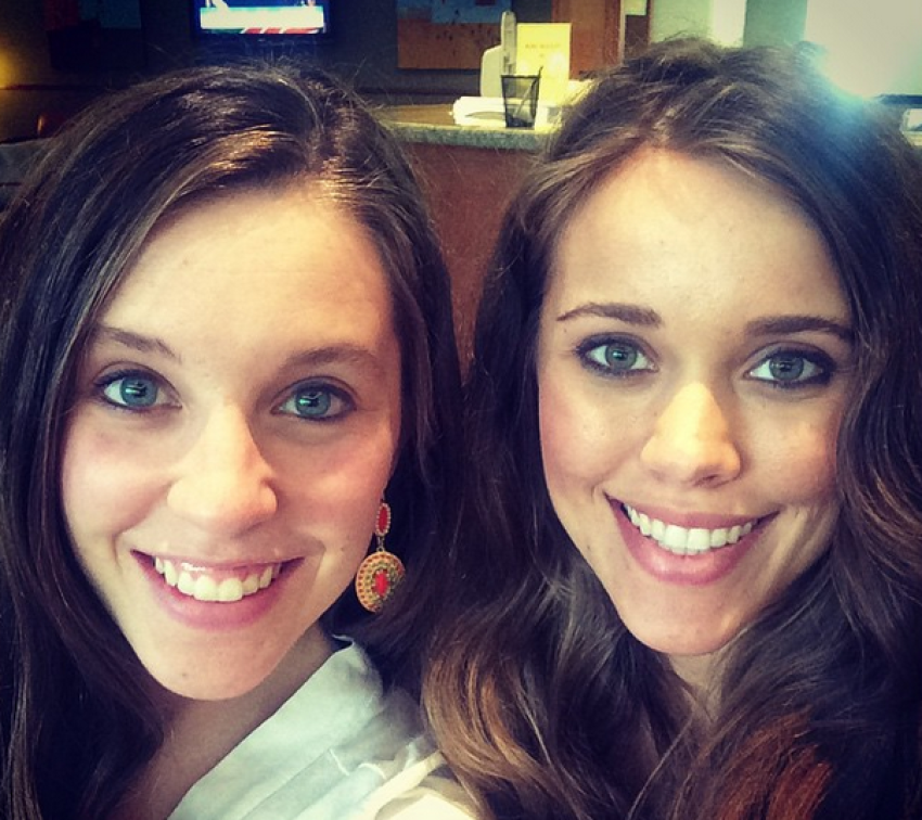 Sisters and stars on "19 Kids and Counting" Jill and Jessa Duggar.