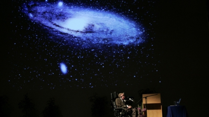 Stephen Hawking helps launch 0 million project searching for alien life on July 20, 2015.