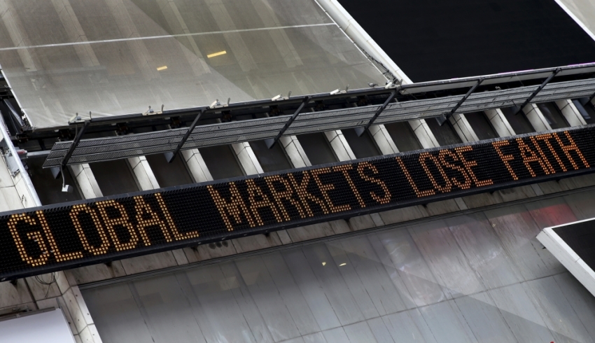 A headline about the global sell-off in stocks is displayed on the Times Square "Zipper" in New York, August 24, 2015. Wall Street opened sharply lower on Monday with the Dow Jones industrial average losing more than a 1,000 points following a more-than 8 percent drop in Chinese shares and a selloff in oil and other commodities.