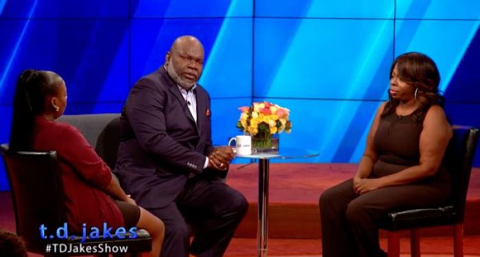 Singer Angie Stone and daughter Diamond discuss brutal fight on 'The T.D. Jakes' show.