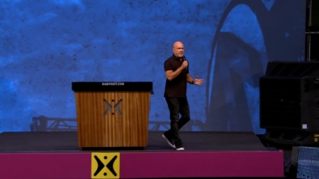 Pastor Greg Laurie speaking at SoCal Harvest Crusade in Anaheim, California, August 28, 2015.