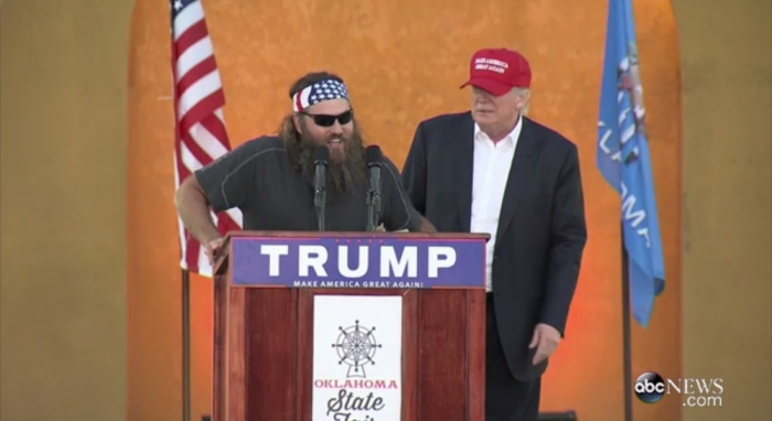 Republican presidential candidate Donald Trump with 'Duck Dynasty' star Willie Robertson