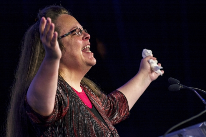 Kentucky's Rowan County Clerk Kim Davis, who was jailed for refusing to issue marriage licenses to same-sex couples, makes remarks after receiving the 'Cost of Discipleship' award at a Family Research Council conference in Washington, Sept. 25, 2015.