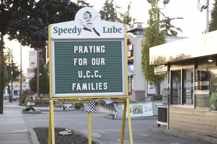 A sign expresses local people's sentiments following a mass shooting at Umpqua Community College in Roseburg, Oregon October 1, 2015. A gunman opened fire at a community college in southwest Oregon on Thursday, killing nine people and wounding seven others before police shot him to death, authorities said, in the latest mass killing to rock an American campus.